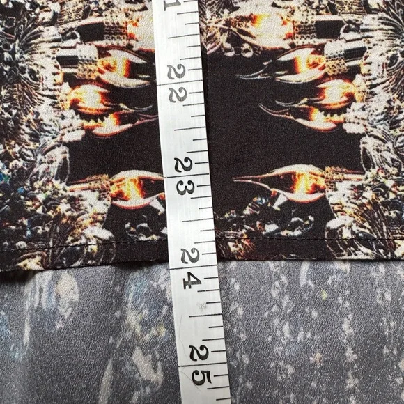 Unique Digital Print Trapeze Hem Tank Top - Picture 9 of 15